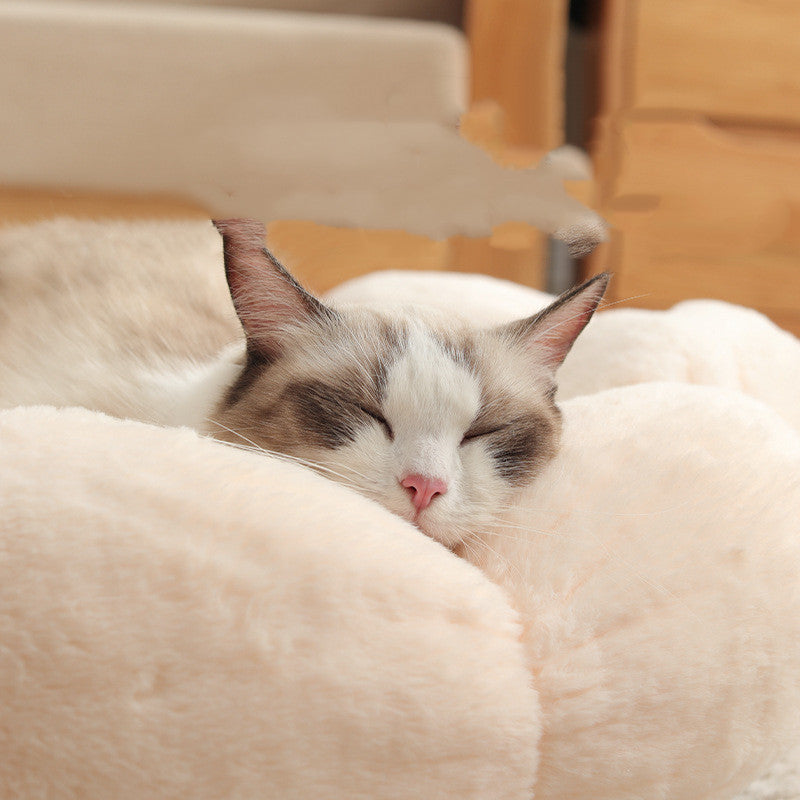 Soft Dog & Cat Blanket – Cute Floral Pet Haven