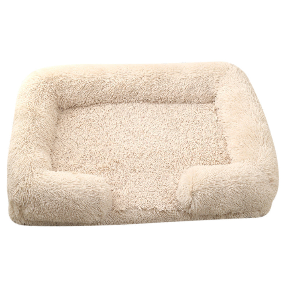 Plush Round Pet Bed – Cozy Winter Haven for Pets